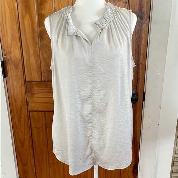 CAbi Tops - Cabi Last dance top Large light grey beige Sleeveless lightweight ruffle collar